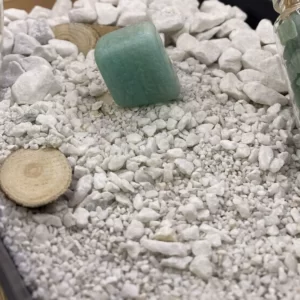 amazonite-pierre-roulee-vitrine1